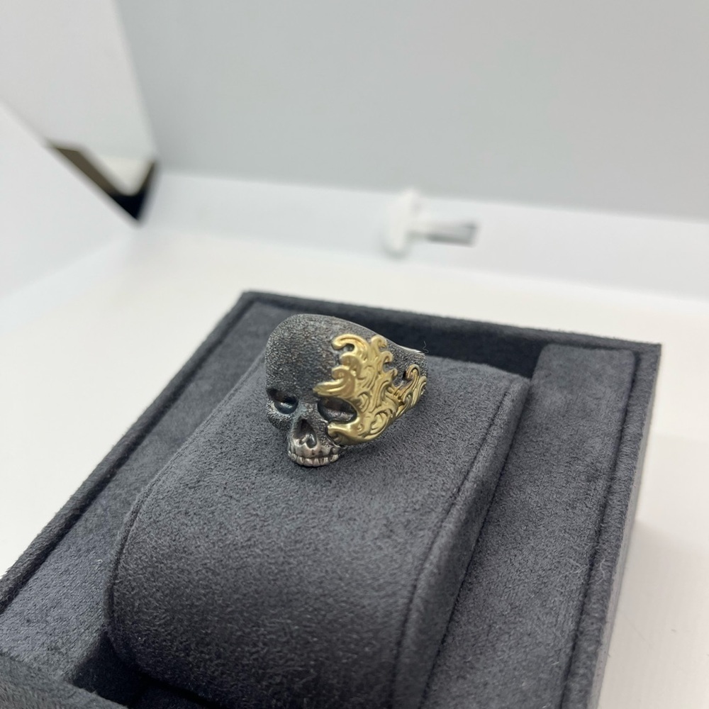 David Yurman Men's Skull Ring with 18k yellow gold - Picture 6 of 7
